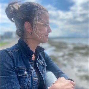Meet your Posher, Marie-lyne